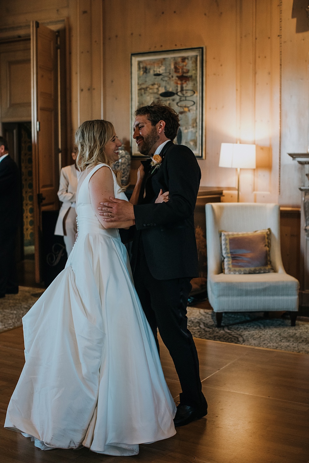 bride and groom dance at the fairmont san francisco wedding by amy thompson photography