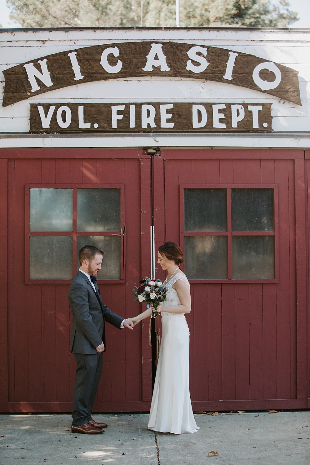 First look at Rancho Nicasio wedding by amy thompson photography