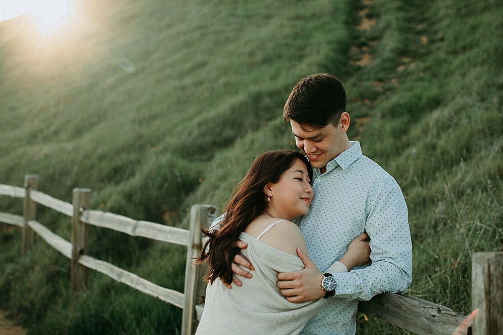 Couple being sweet for bay area engagement locations by amy thompson photography