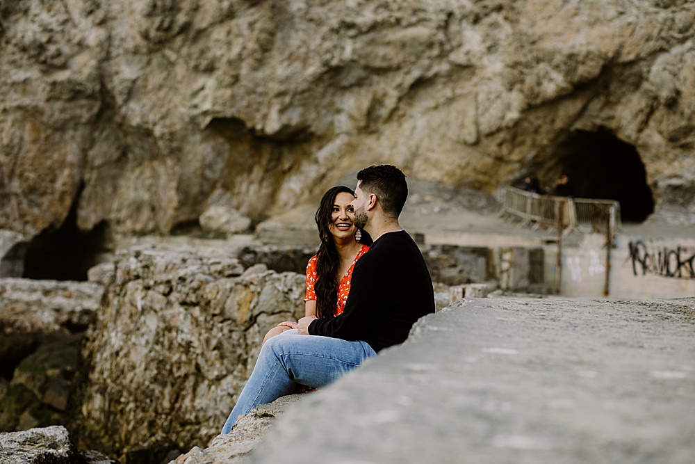ruins photo at sutro baths engagement session by amy thompson photography